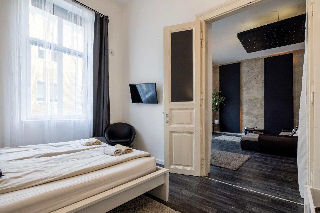 Spacious Apartment Almassy Budapest Exterior foto